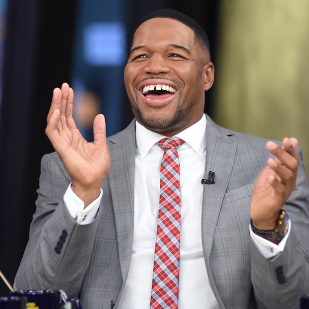 Michael Strahan's Signature Gap